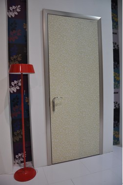 第十四届广州建博会:新标家居“波普之风”大受追捧(图4) 第十四届广州建博会:新标家居“波普之风”大受追捧(图4)