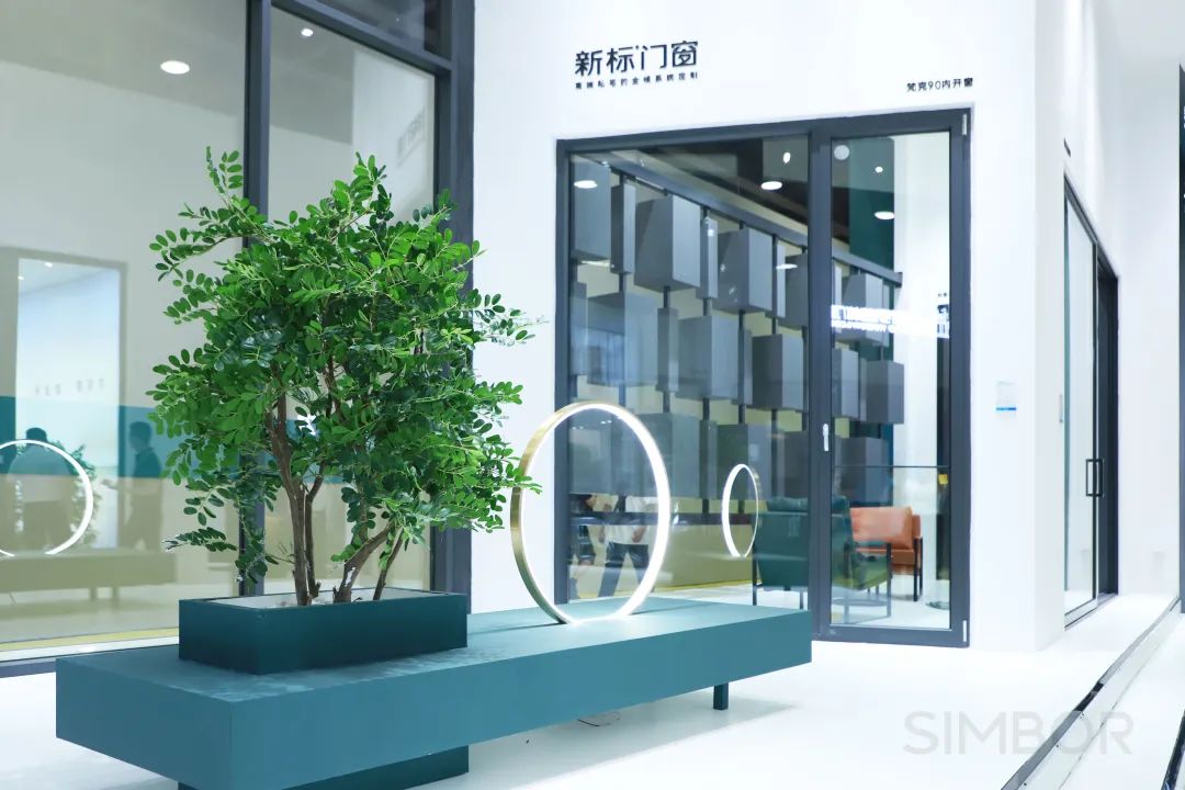 定制整年|新标门窗x第十一届广州定制家居展圆满收官!(图1) 定制整年|新标门窗x第十一届广州定制家居展圆满收官!(图1)